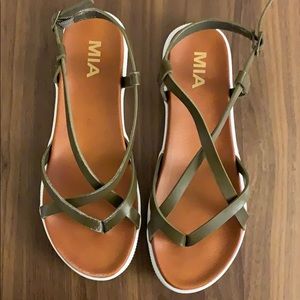 Mia cruise gladiator strap sandals